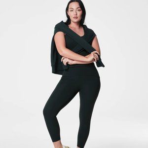 SPANXshape™ Booty Boost® 7/8 Leggings- Green-Size XL